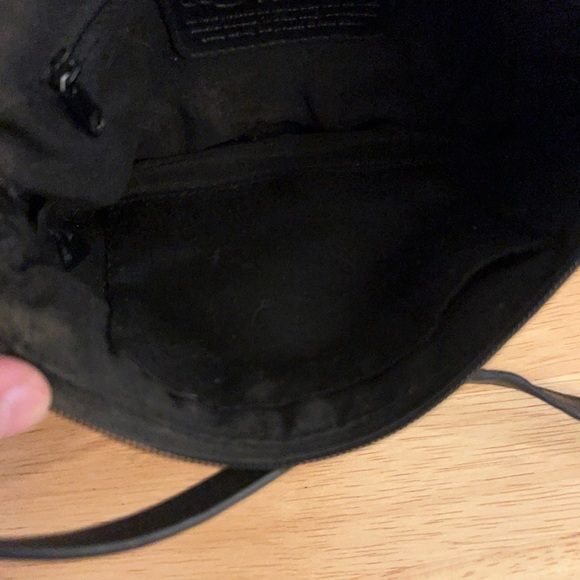 Relic Purse, Iconic
Jelly Vinyl Kiss & Tell... - Picture 8 of 11